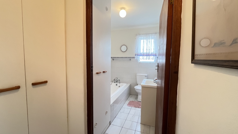 2 Bedroom Property for Sale in Glencairn Heights Western Cape